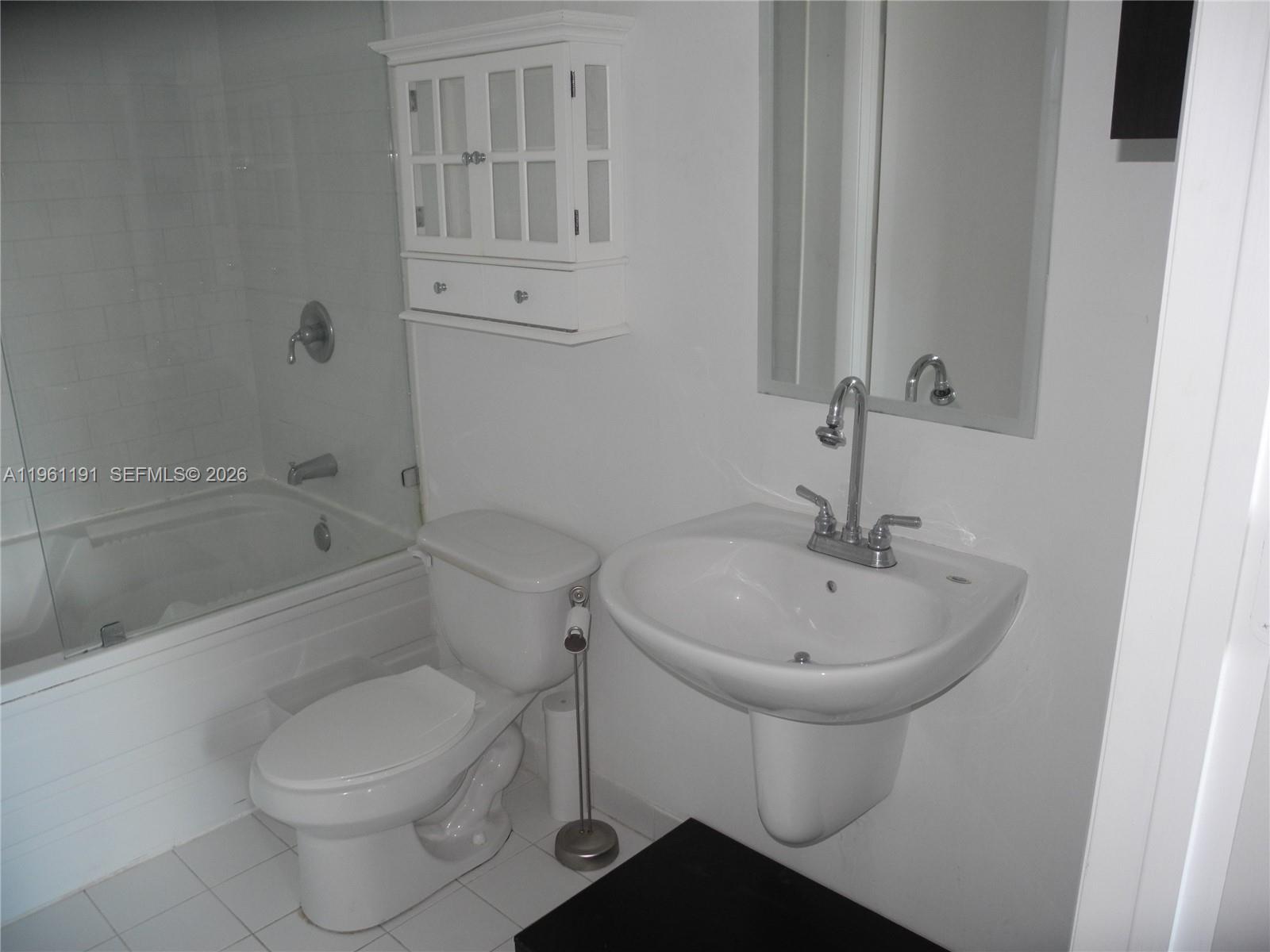 NEO VERTIKA CONDO - Residential Lease