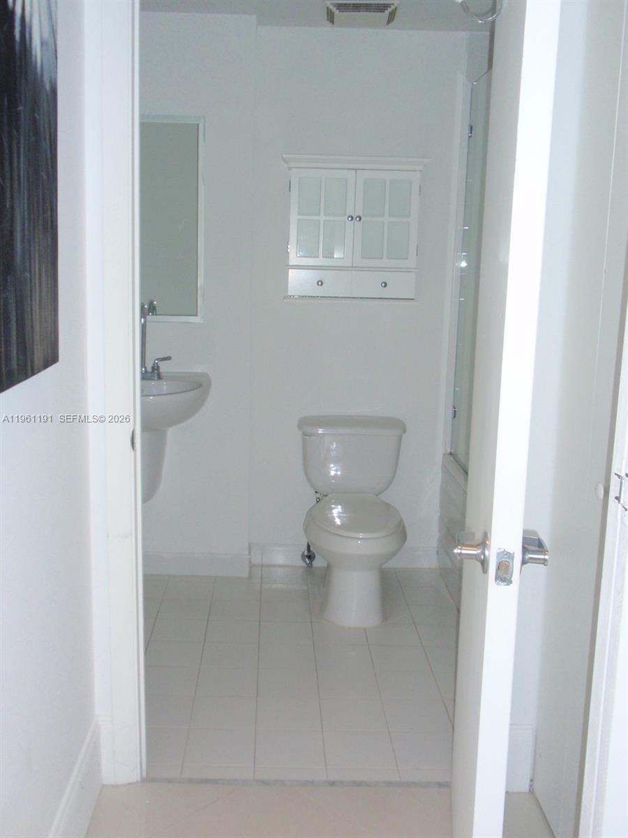 NEO VERTIKA CONDO - Residential Lease