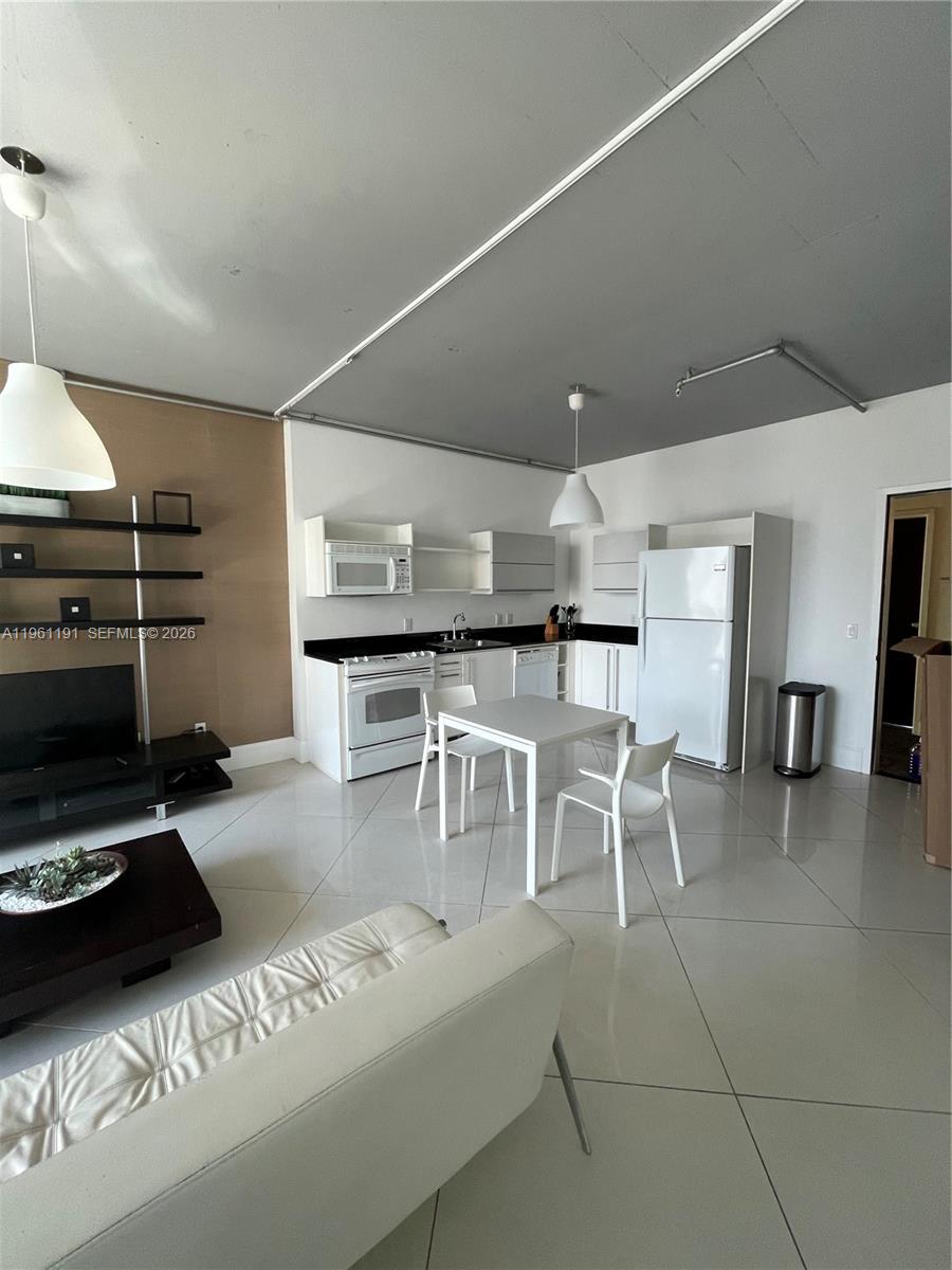NEO VERTIKA CONDO - Residential Lease