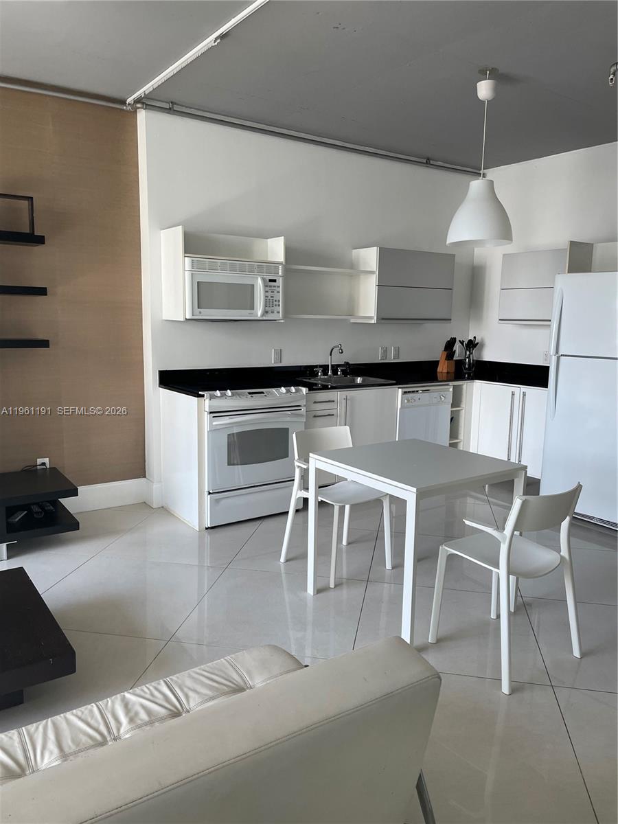 NEO VERTIKA CONDO - Residential Lease