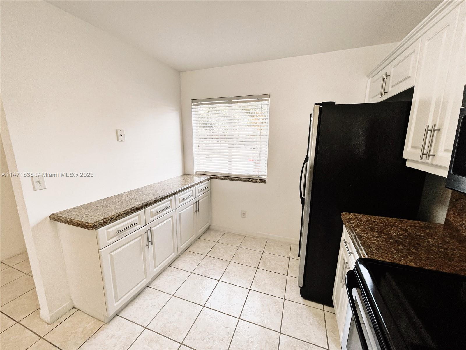 CHAPEL TRAIL II - Residential Lease