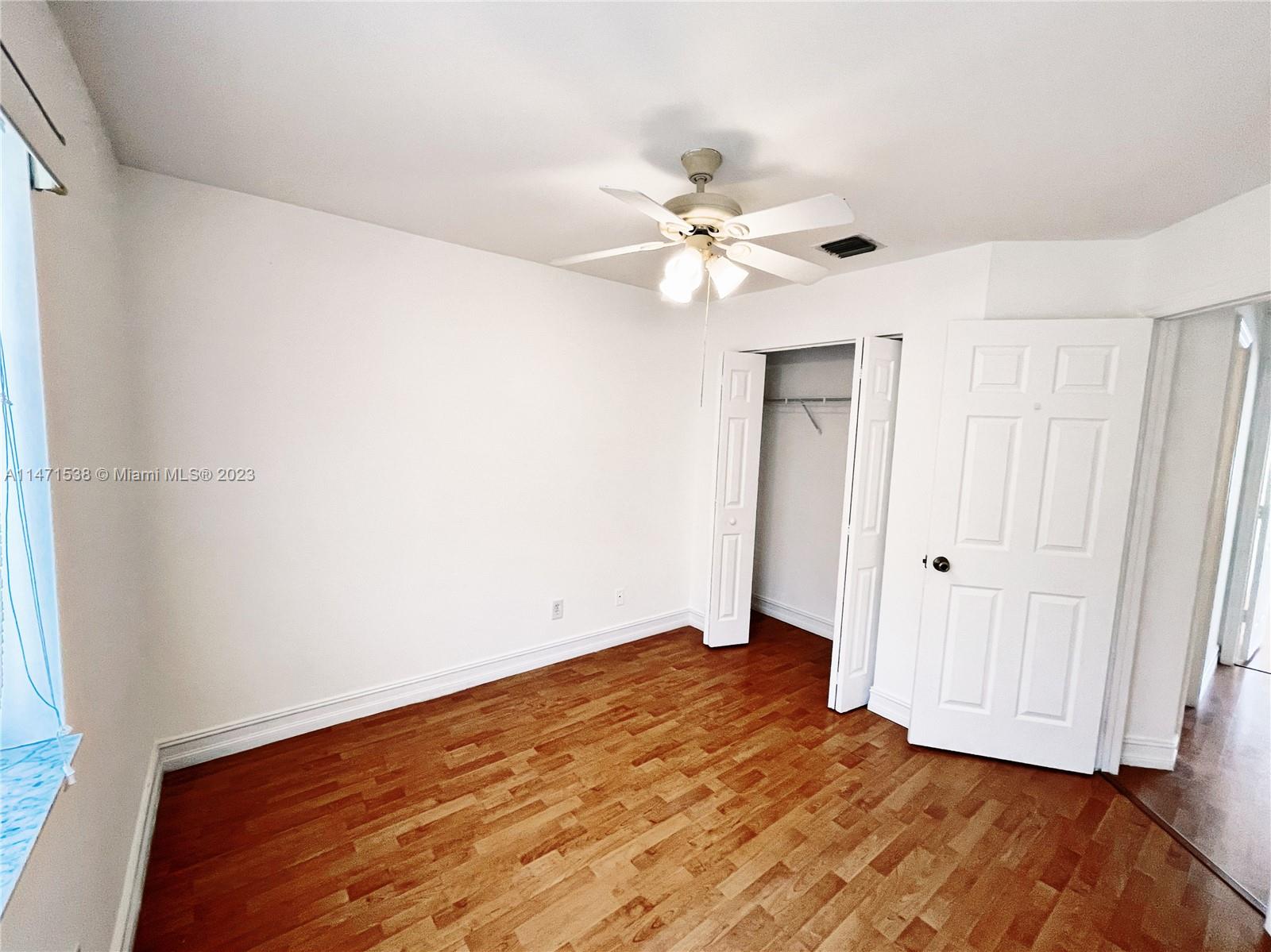 CHAPEL TRAIL II - Residential Lease