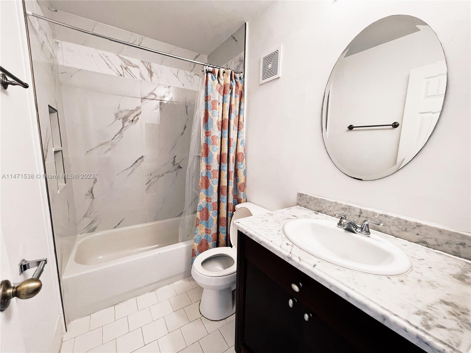 CHAPEL TRAIL II - Residential Lease