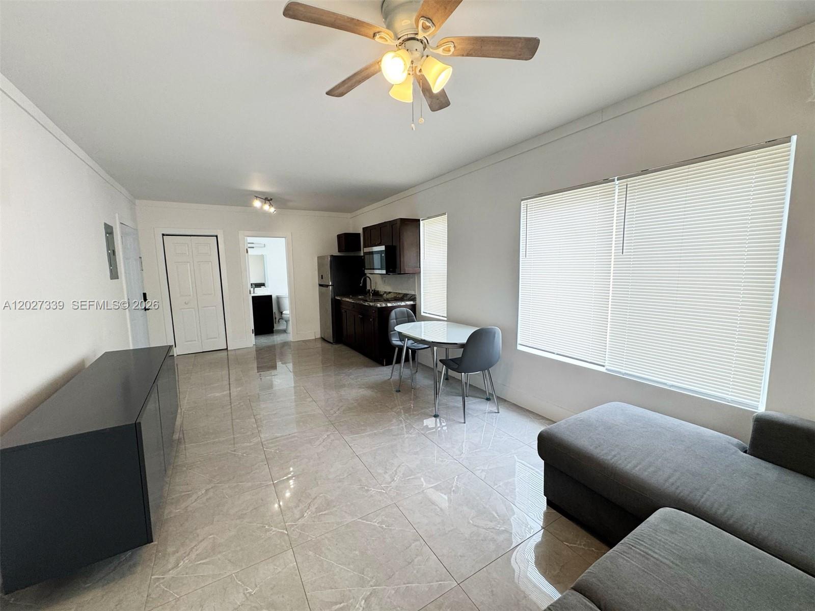 LAWRENCE EST LAND COS SUB - Residential Lease