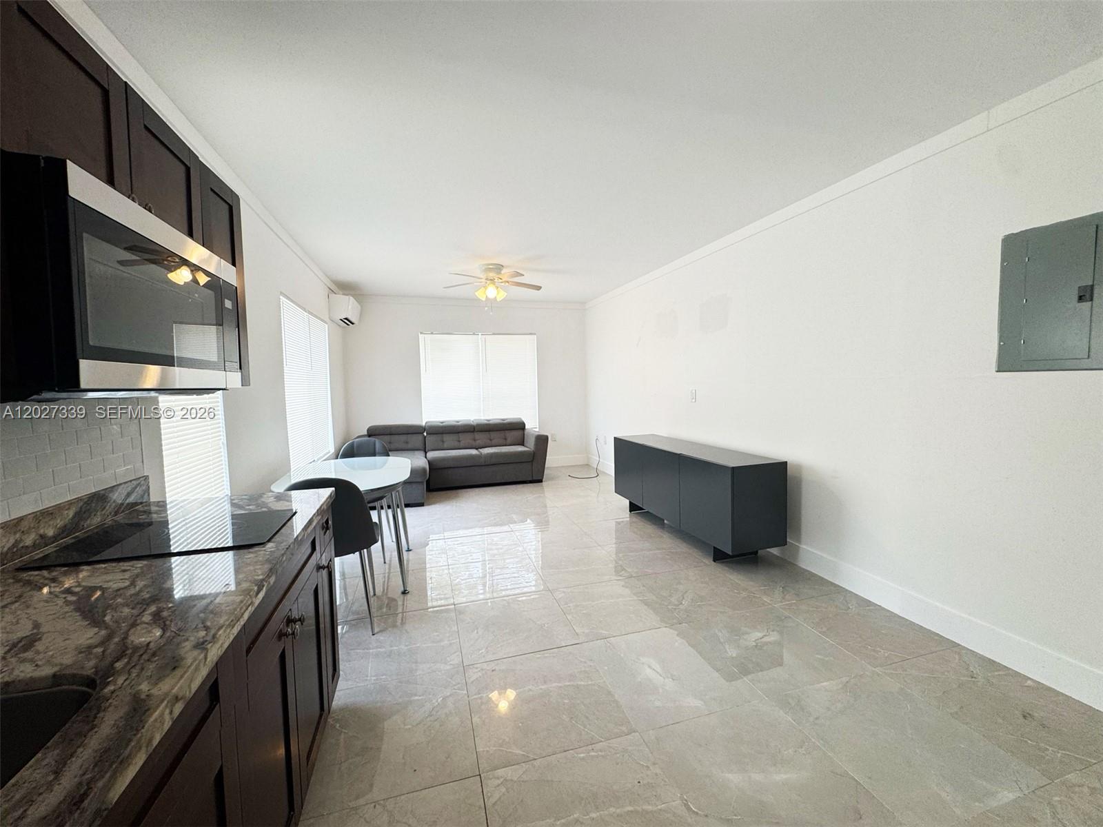 LAWRENCE EST LAND COS SUB - Residential Lease