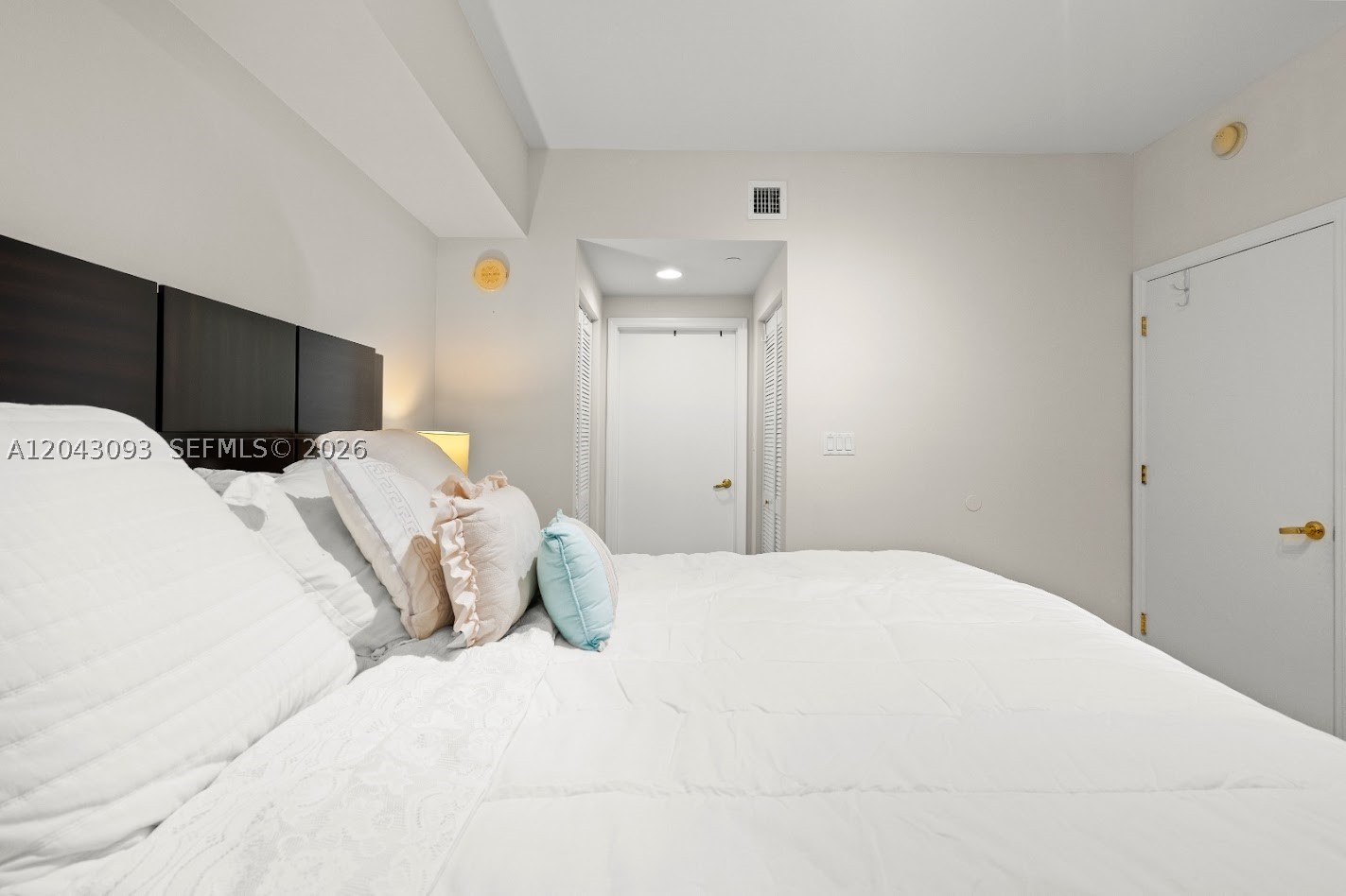 ONE VILLAGE PLACE CONDO - Residential