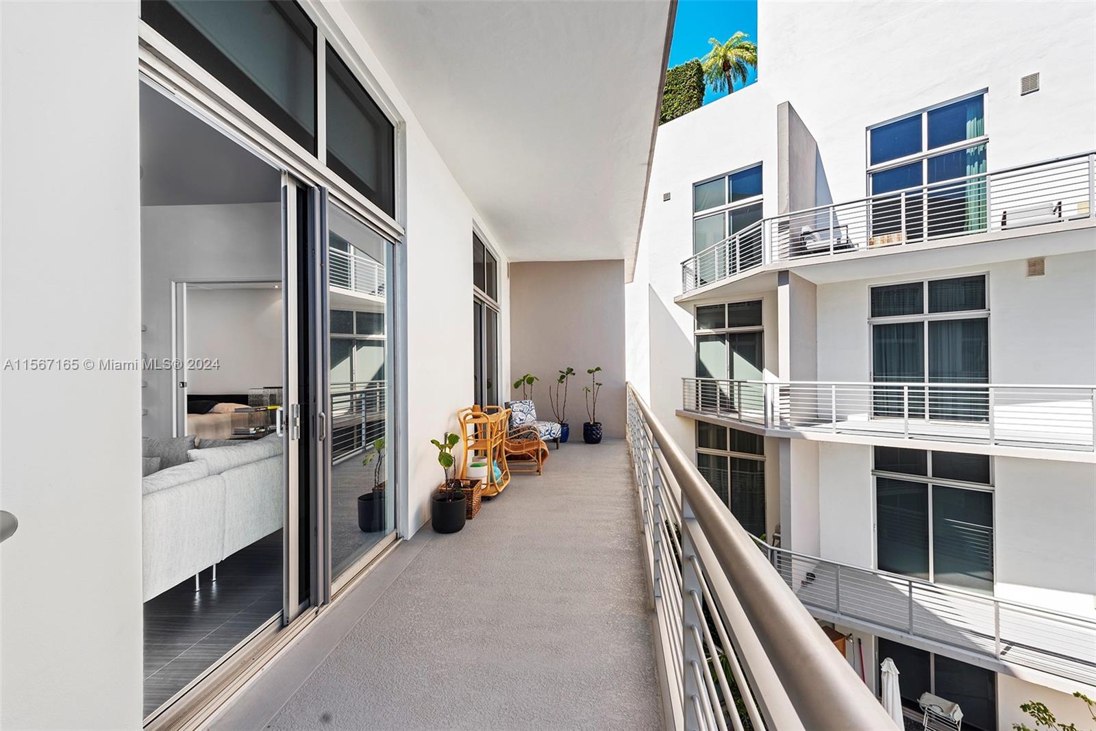 THE MERIDIAN CONDO - Residential