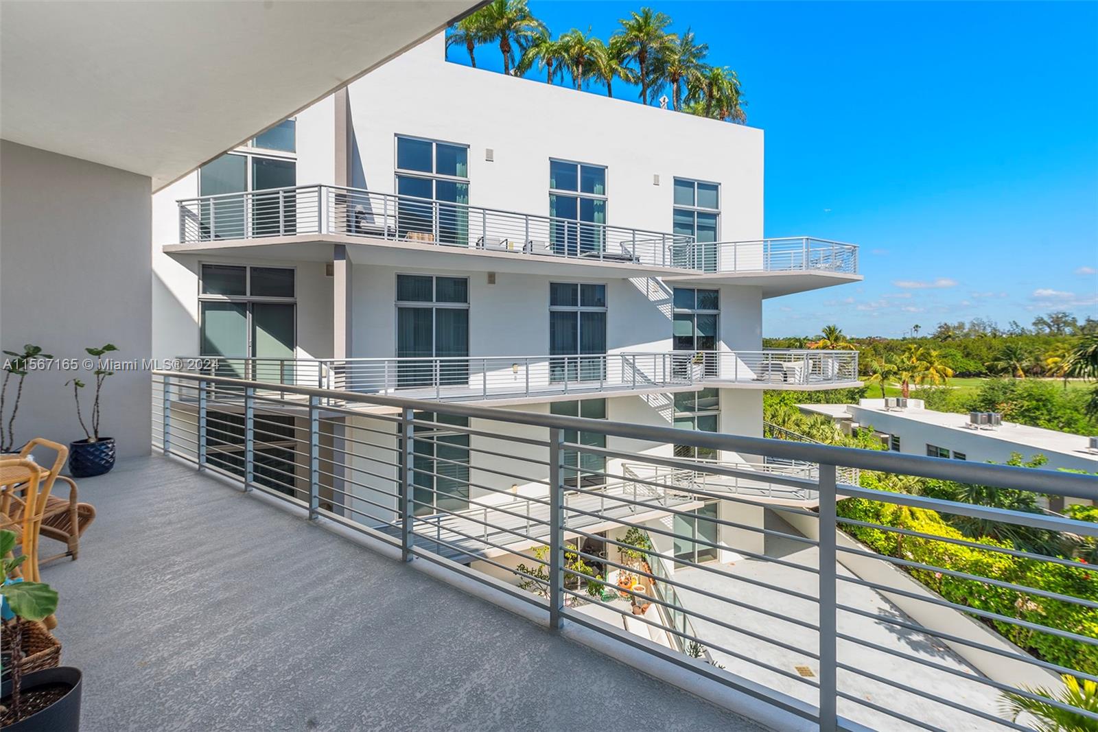 THE MERIDIAN CONDO - Residential