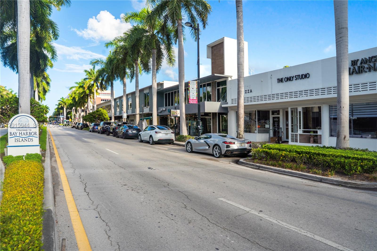 REX GARDENS CONDO - Residential