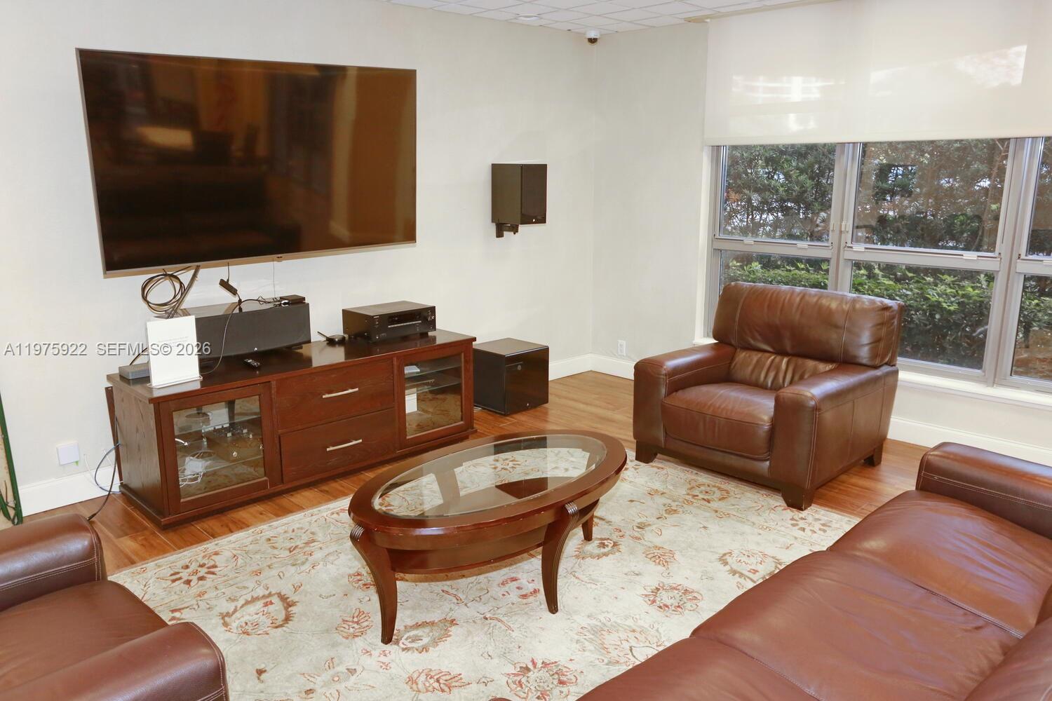MYSTIC POINTE TOWER 500 C - Residential