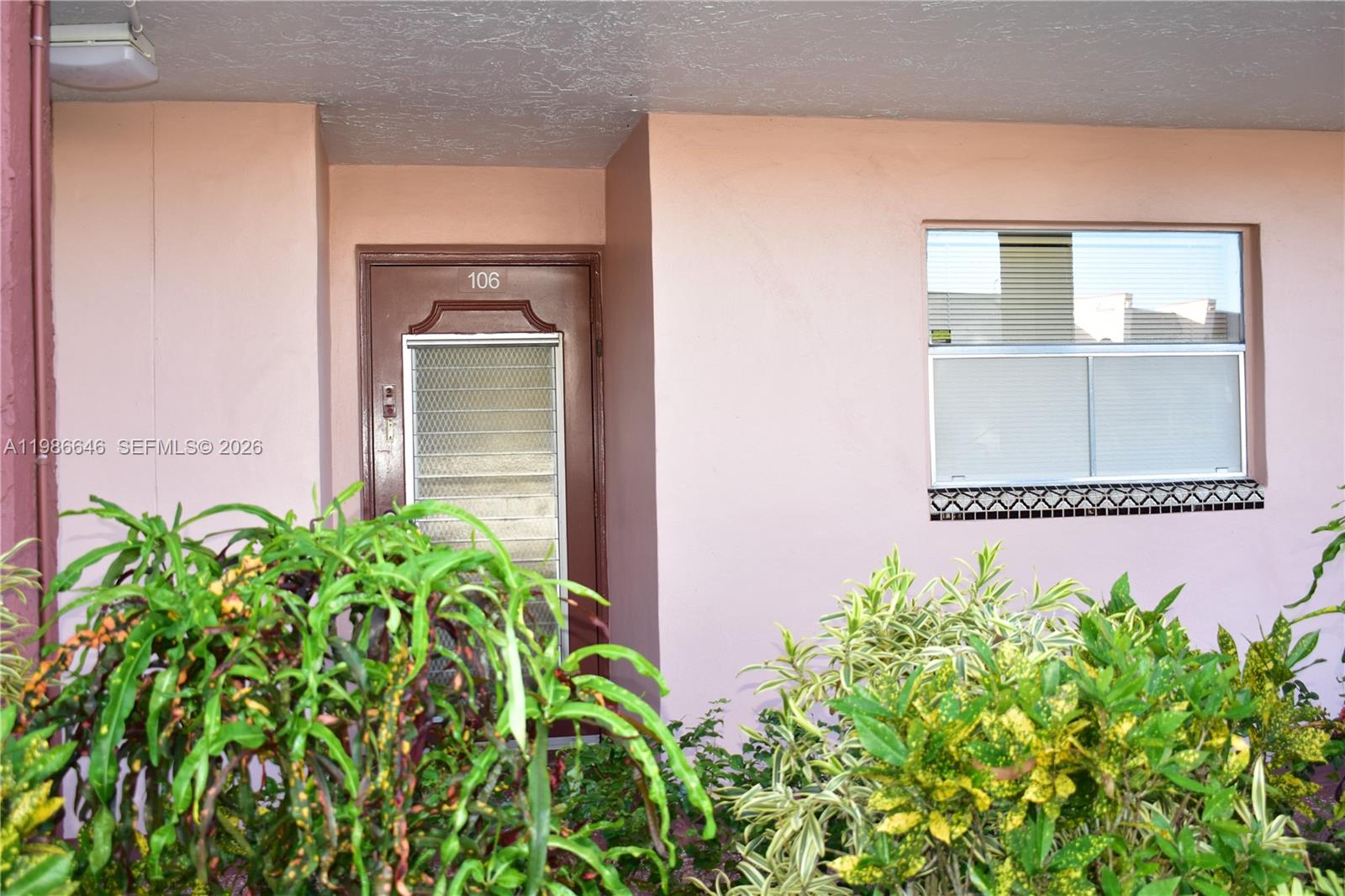 Extra large interior corner ground floor unit with easy access to laundry room, elevator, mailbox and situated right across from a marvelous salt water pool!  This large unit includes a Florida room and newer hot water heater.  Additionally, it has a renovated kitchen that is open to the living area and the bathrooms are also updated.  The condo is comfortable in layout and nicely located in Phase 3 of Sunrise Lakes.  The community includes a golf course, 10 swimming pools, a gym, billiard room and theater.  Activities daily if you want to participate are included as well.   Sunrise Lakes is approximately 20 minutes from the beach and has lots of shops and restaurants nearby.  This is a 55+ community where no rentals are allowed.  New roof from 2024 and no assessments are pending. A Matterport Virtual tour coming soon!