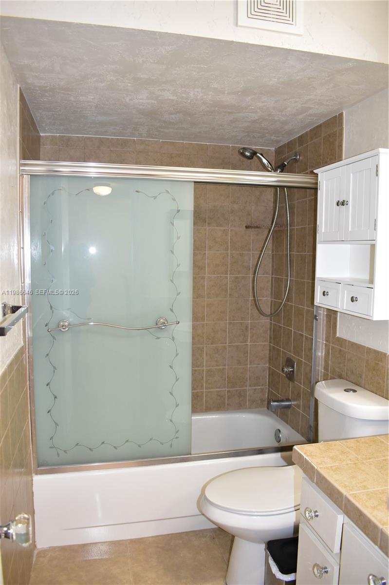 SUNRISE LAKES 125 CONDO - Residential