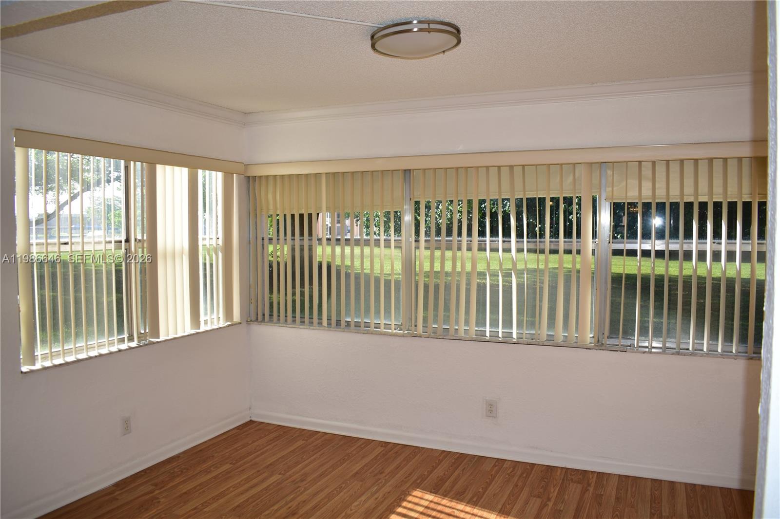 SUNRISE LAKES 125 CONDO - Residential