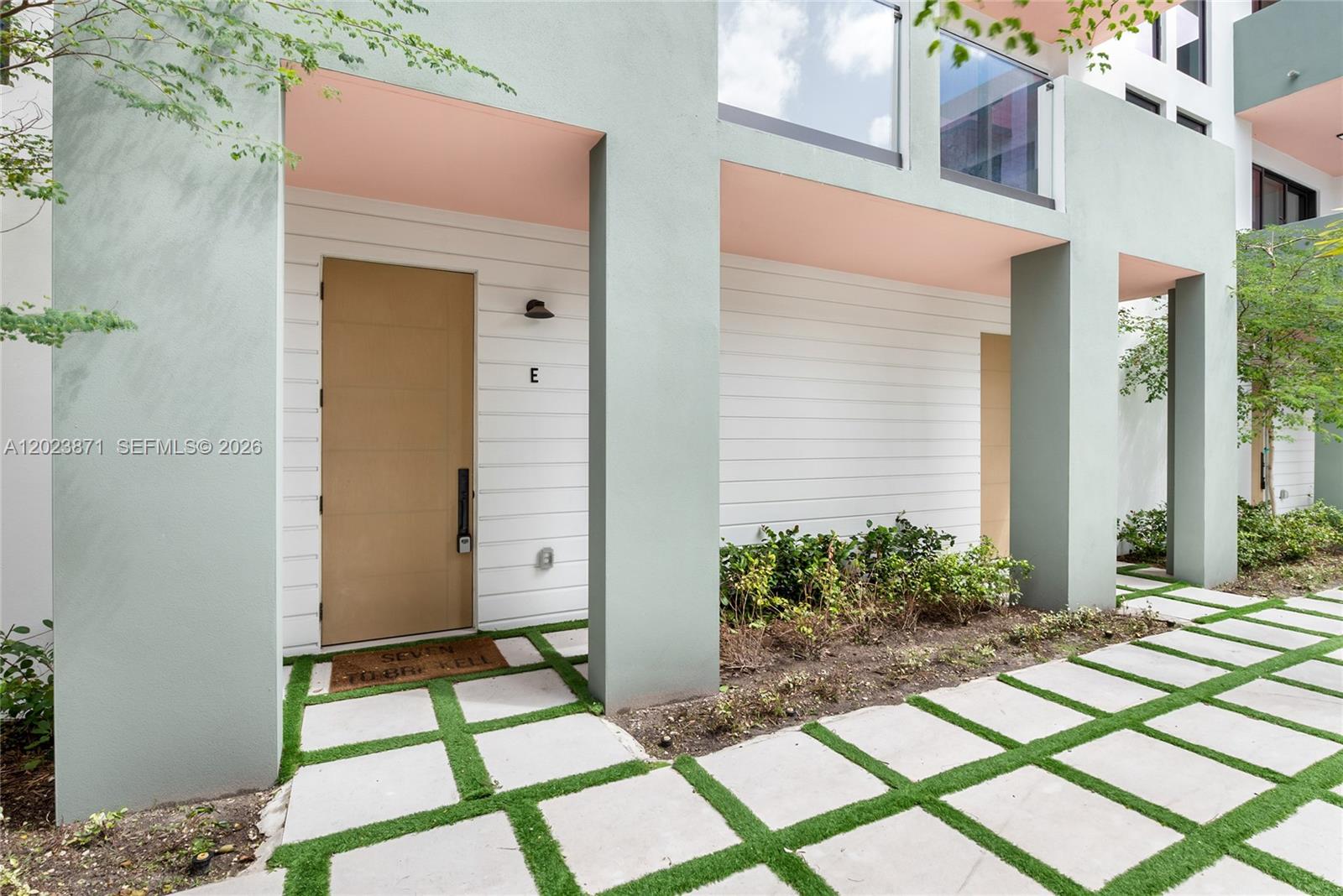 Brand new construction! Just minutes from Brickell, Brickell Eight is an exclusive boutique community of only 8 modern townhomes. This 3BR / 3 BA tri-level residence offers 2,186 SF of bright living space with floor-to-ceiling windows, a chef’s kitchen with premium appliances, and seamless indoor-outdoor living. Enjoy a private rooftop terrace with stunning Miami skyline views, perfect for entertaining. Additional features include a 2-car garage, storage, and access to a gated community pool. Boutique luxury living near Brickell’s dining, shopping, and financial district.