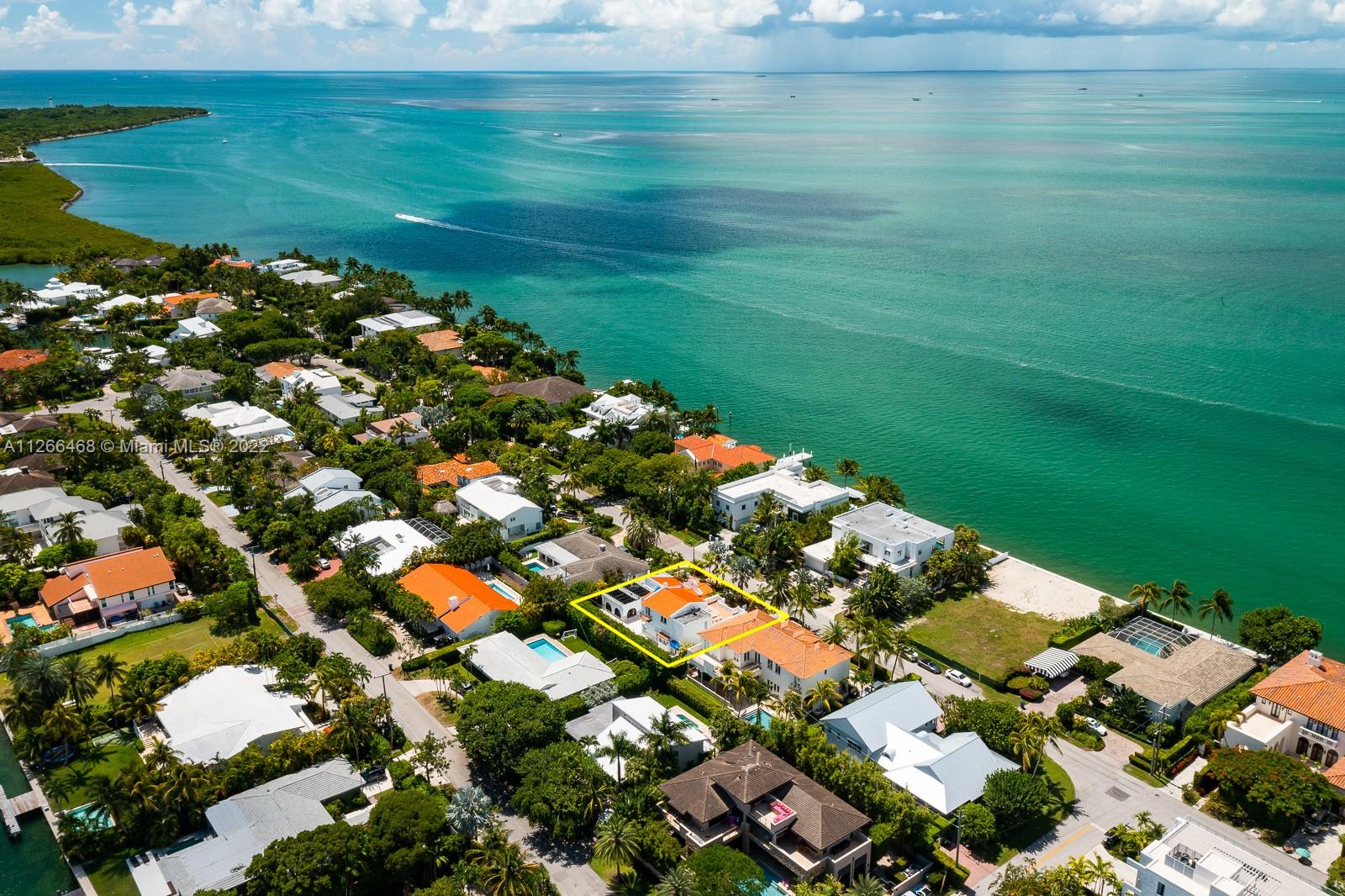 MASHTA ISLAND A REPLAT OF - Residential