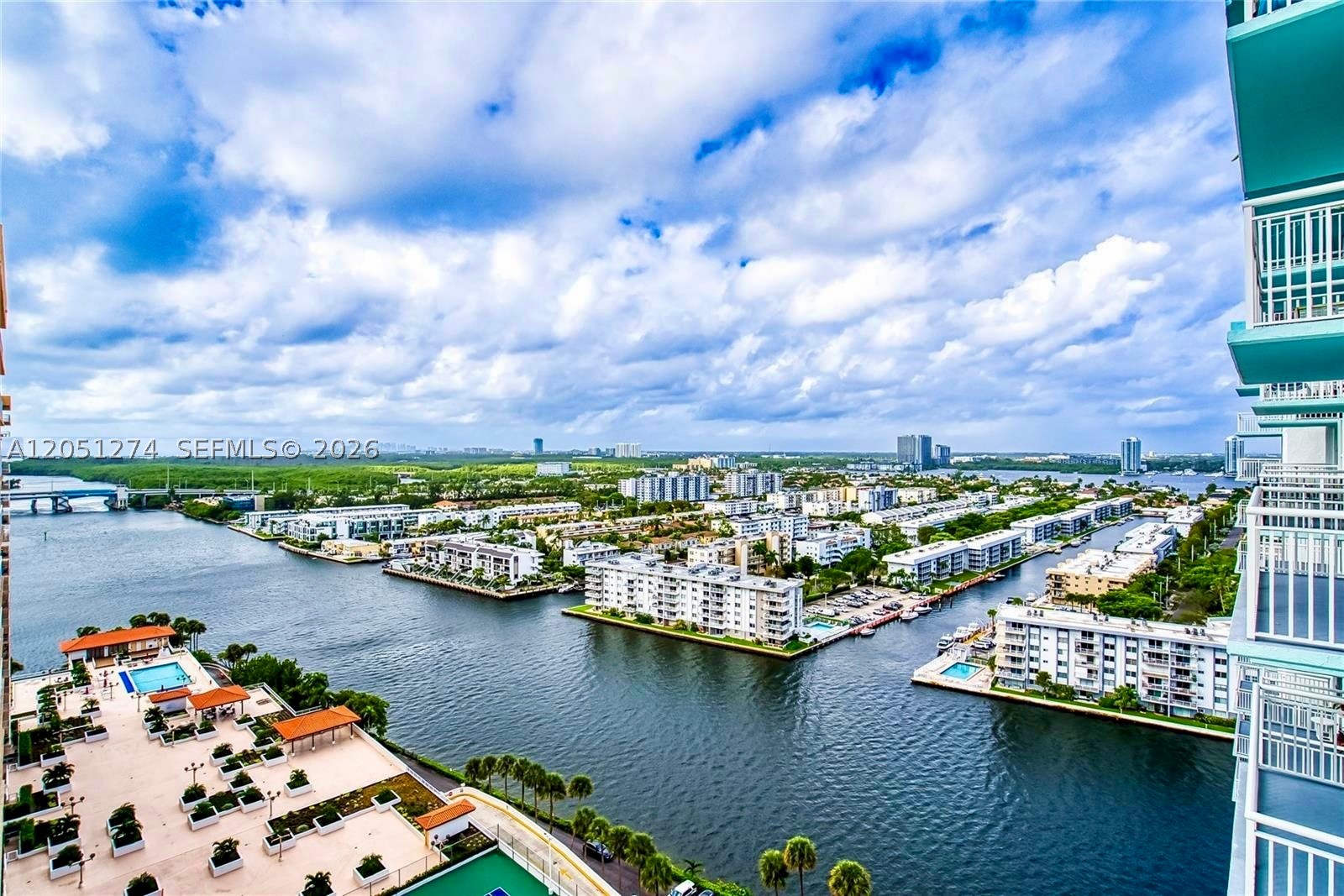 WINSTON TOWERS 500 CONDO - Residential