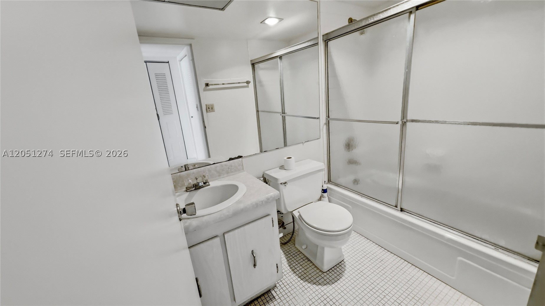 WINSTON TOWERS 500 CONDO - Residential