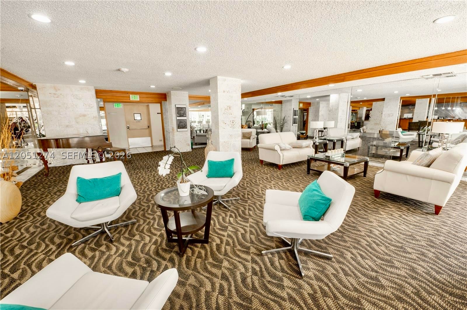 WINSTON TOWERS 500 CONDO - Residential
