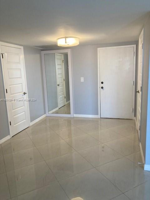 WINSTON TOWERS 200 - Residential Lease