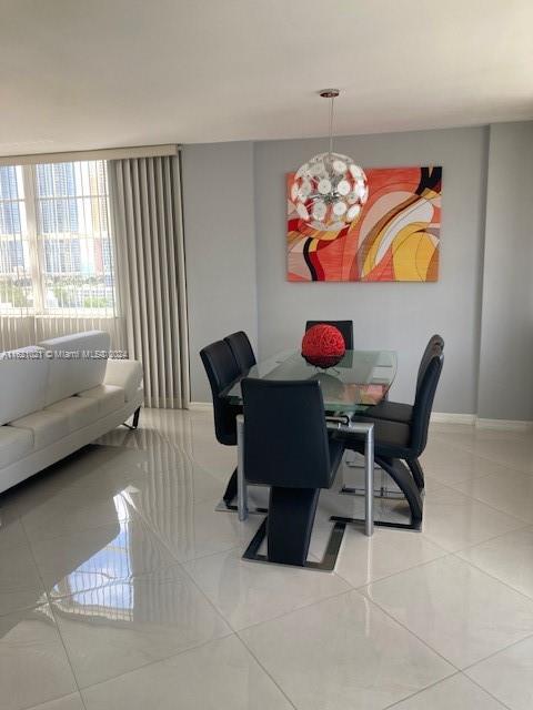 WINSTON TOWERS 200 - Residential Lease