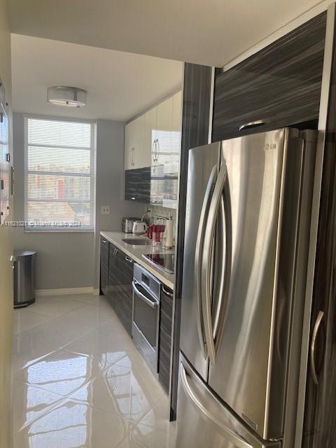 WINSTON TOWERS 200 - Residential Lease