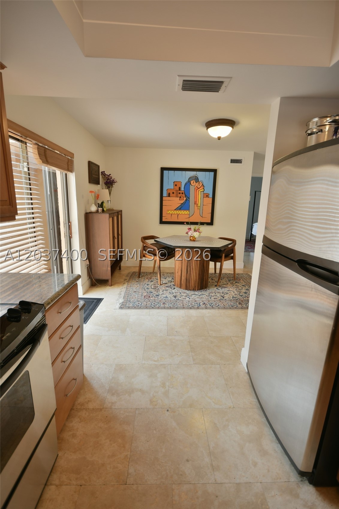 BRIAR LAKE - Residential
