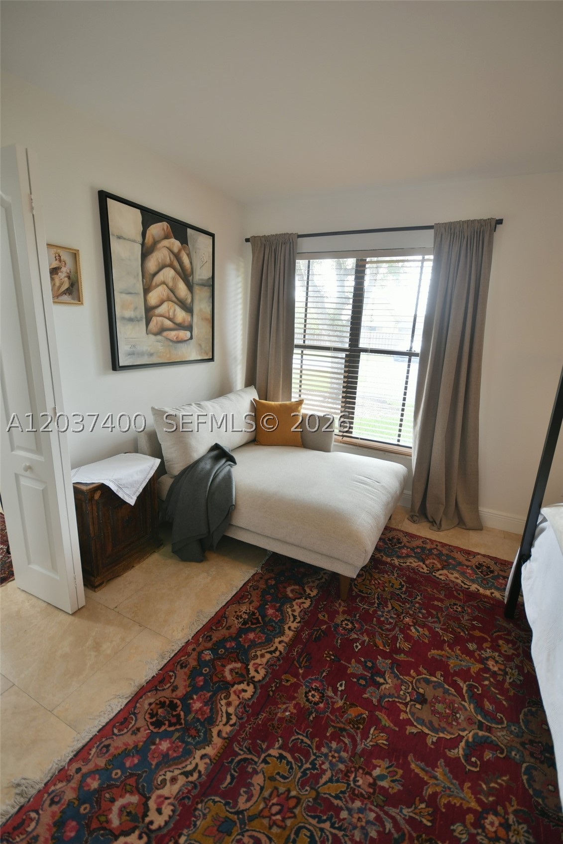 BRIAR LAKE - Residential