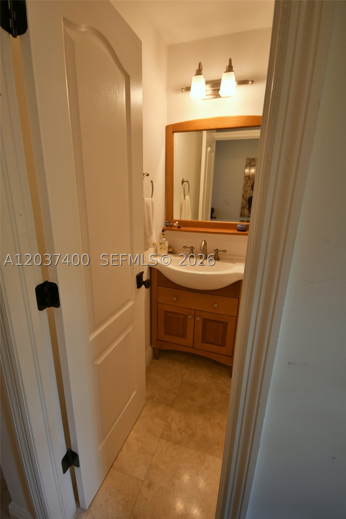 BRIAR LAKE - Residential