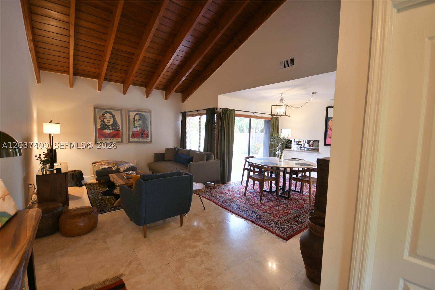 BRIAR LAKE - Residential