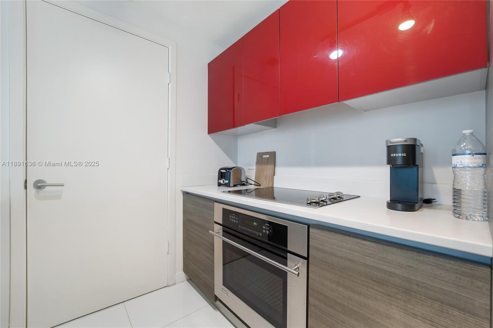 1100 MILLECENTO RESIDENCE - Residential Lease