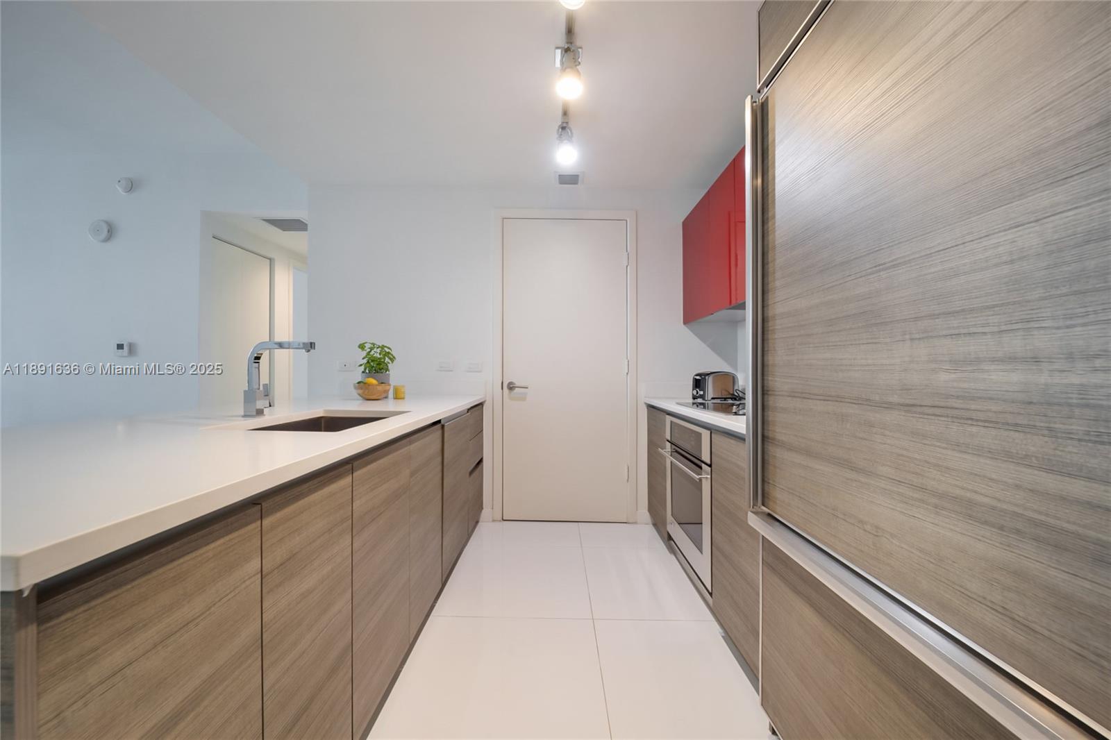 1100 MILLECENTO RESIDENCE - Residential Lease