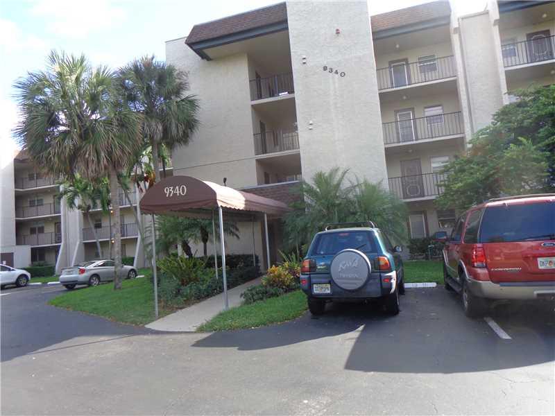 PRIVATE GOLF COARSE COMMUNITY with Resort Style Clubhouse~Newer Ceramic tile throughout~A/C 5 years old~Nice water/pool view~Tenant's lease expires June 2016 and Buyer will need to honor lease until then~Association says tenant may stay with new owner~Clo se to NSU, 595, shopping, restaurants, banking, Publix, Etc~1 years maintenance held in escrow for 2 years~