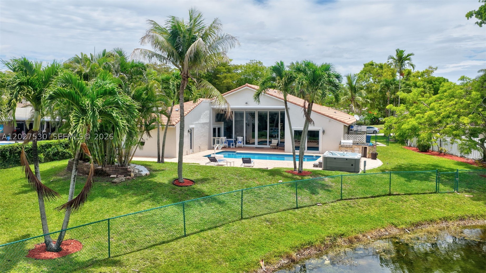 CYPRESS RUN - Residential
