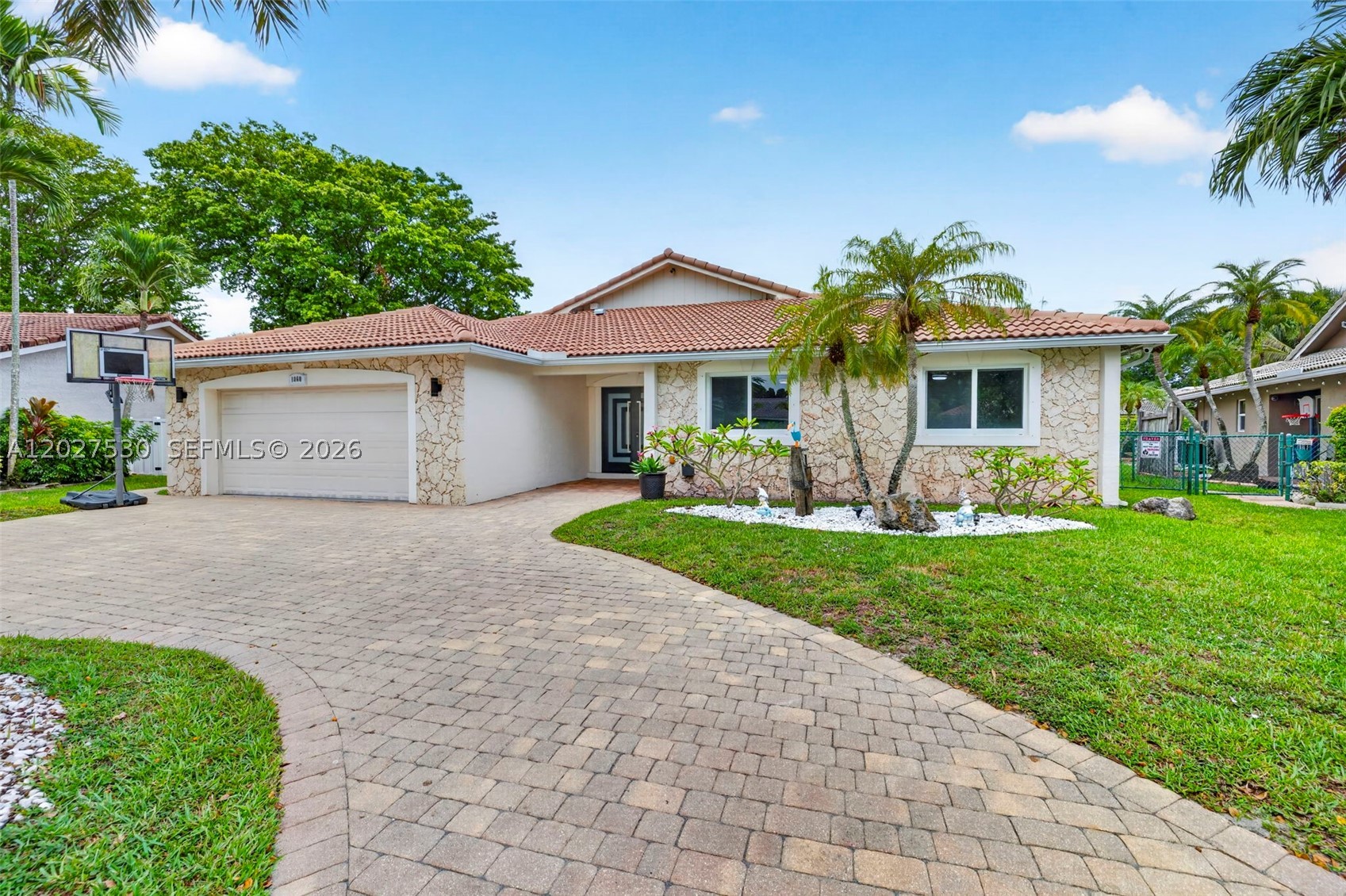 CYPRESS RUN - Residential