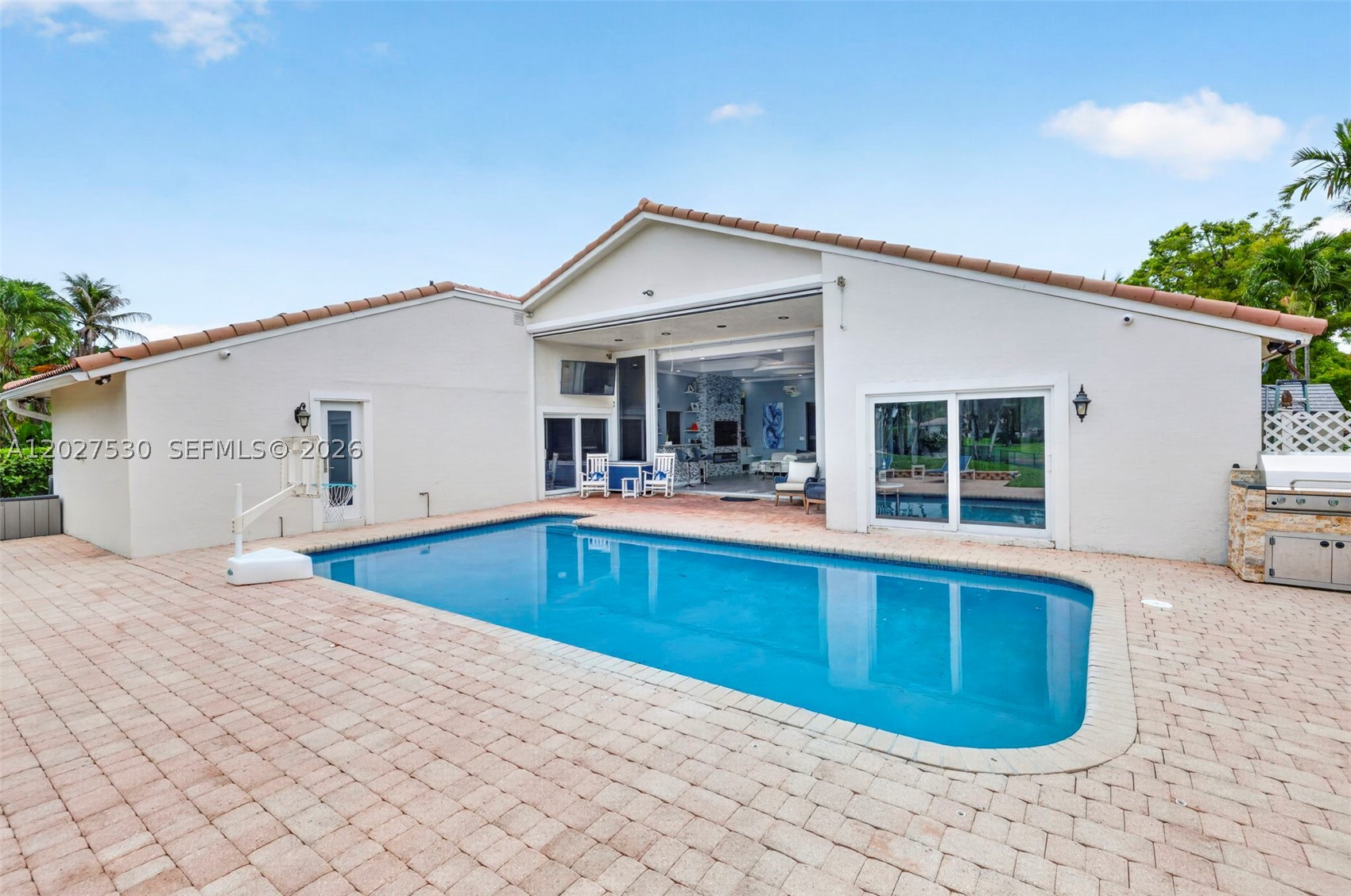 CYPRESS RUN - Residential