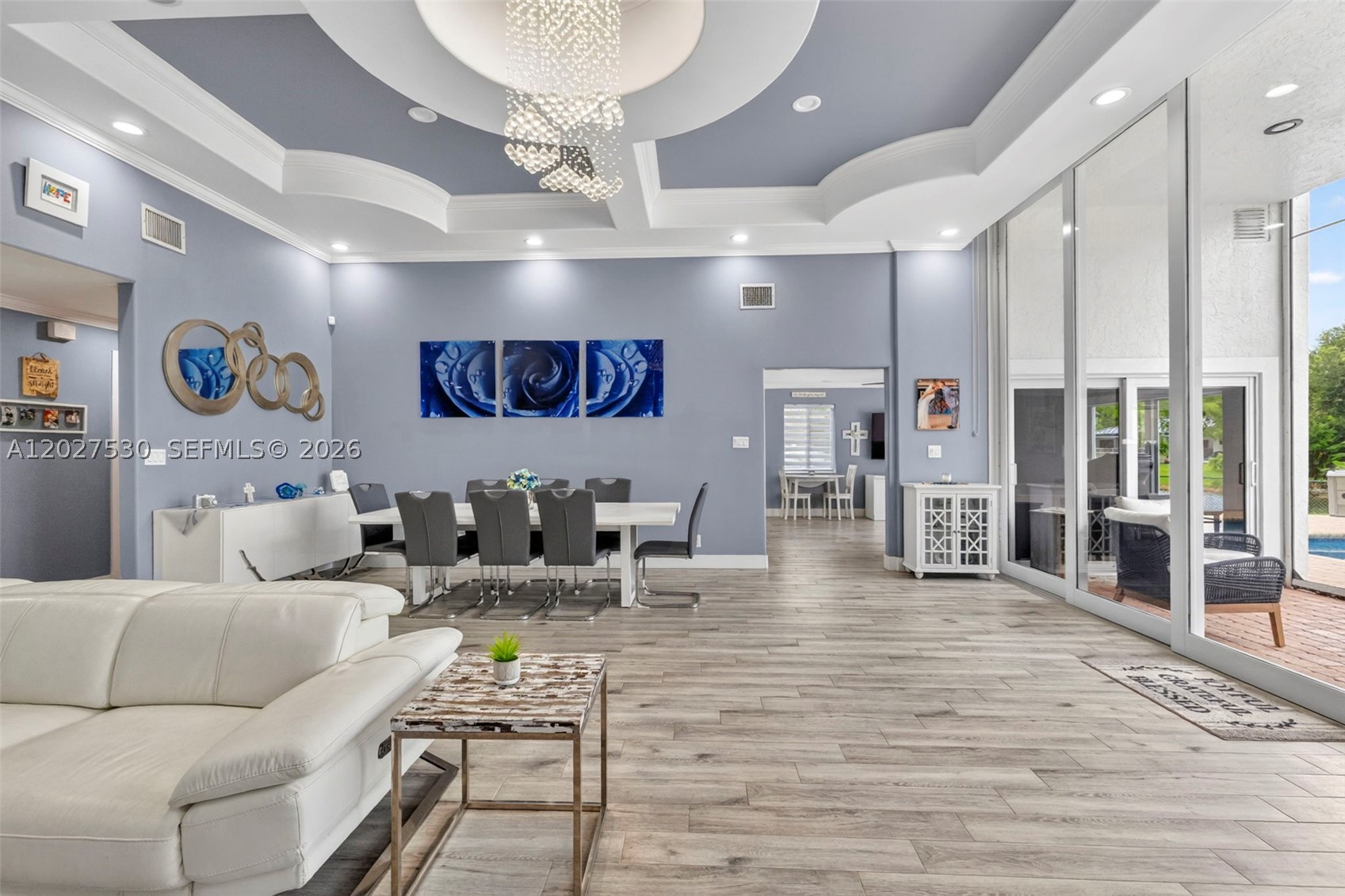 CYPRESS RUN - Residential