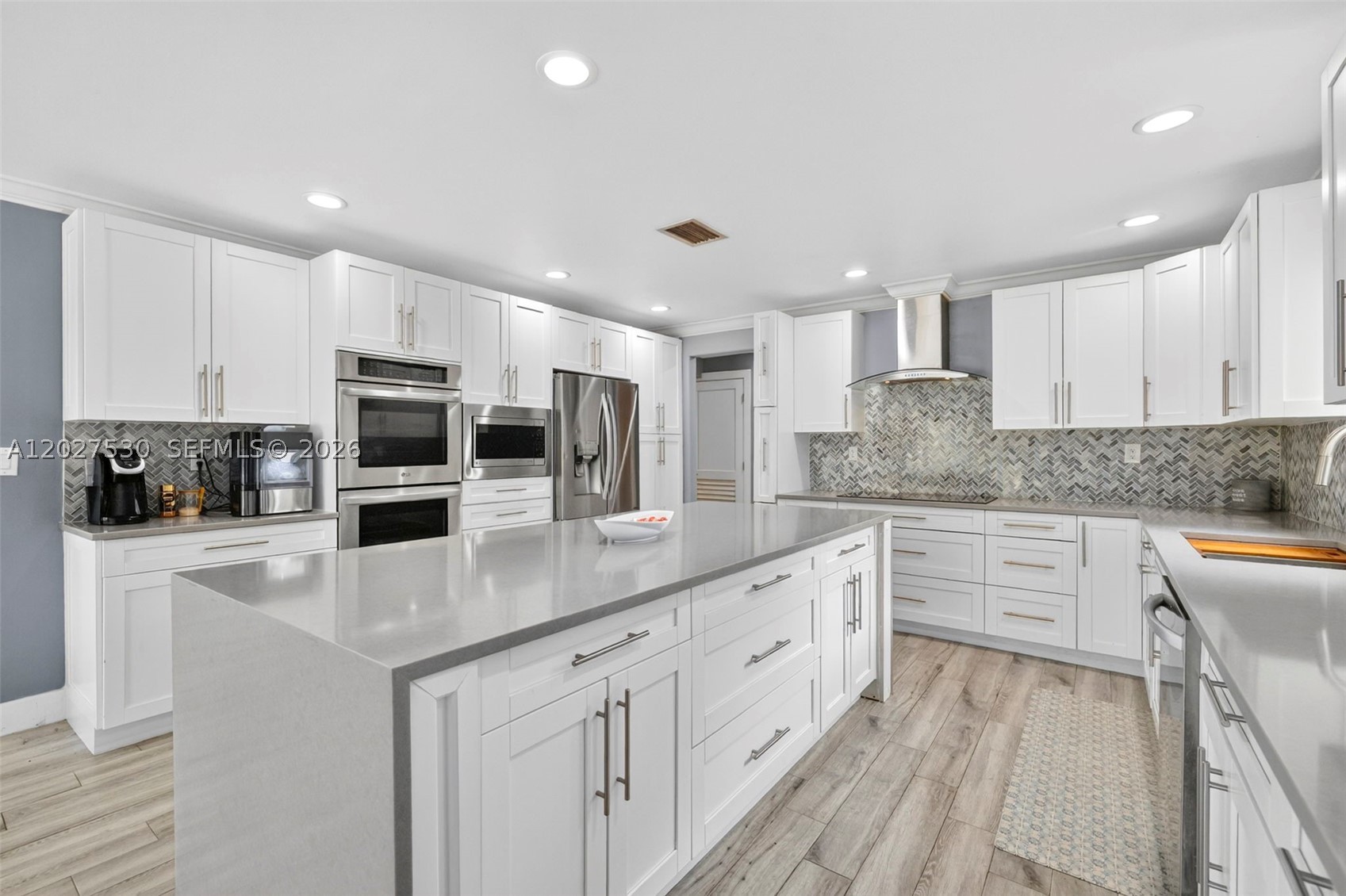 CYPRESS RUN - Residential