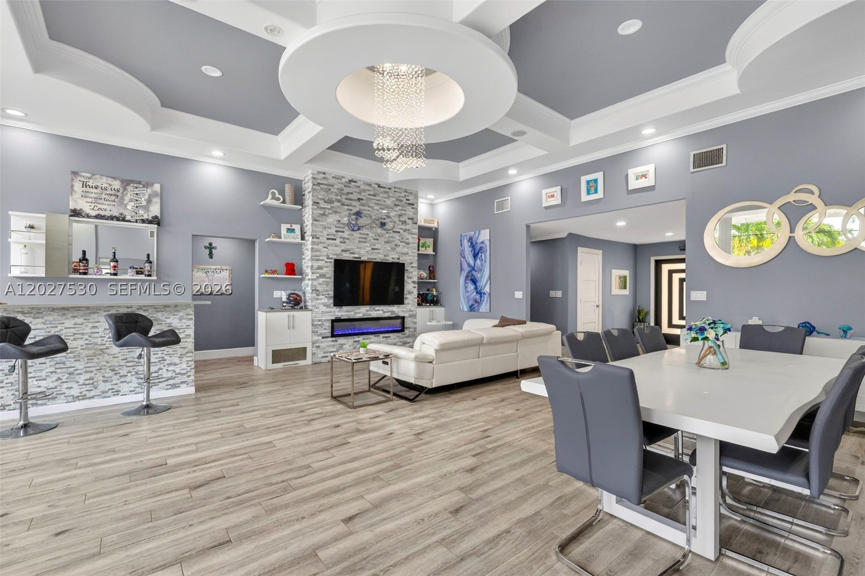 CYPRESS RUN - Residential