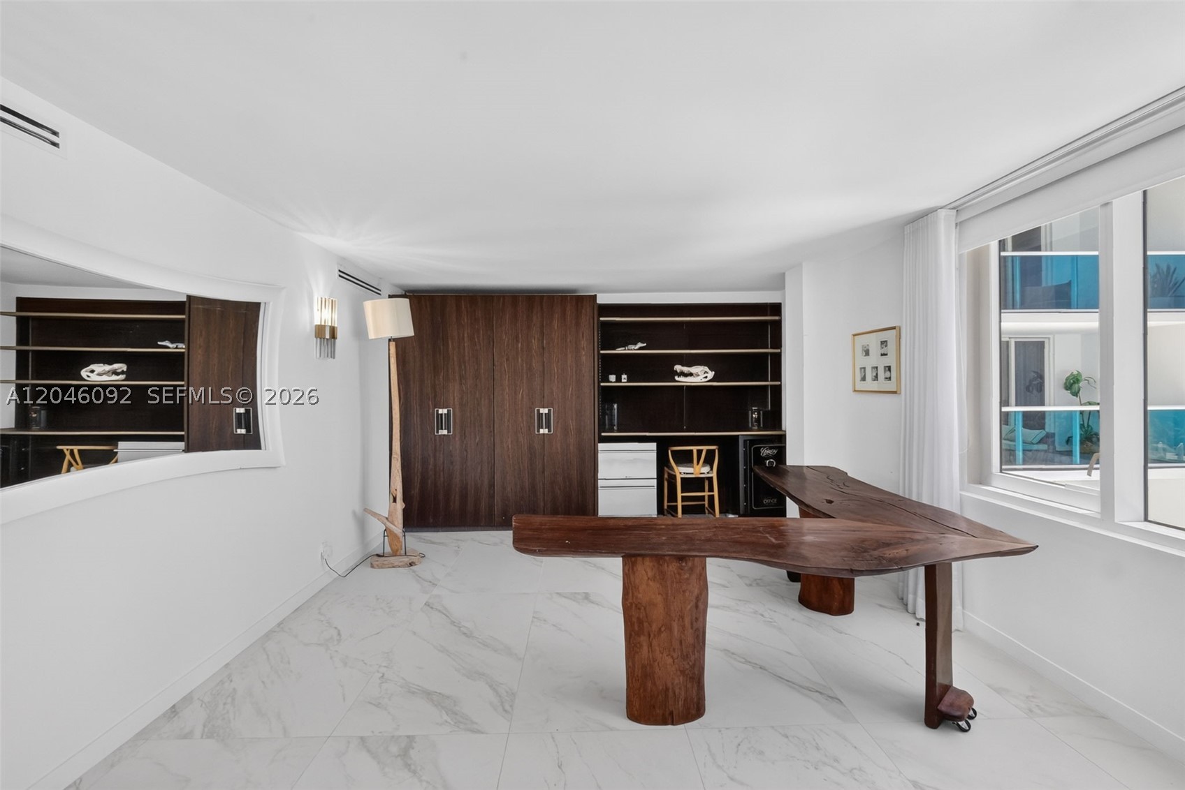 RONEY PALACE CONDO - Residential
