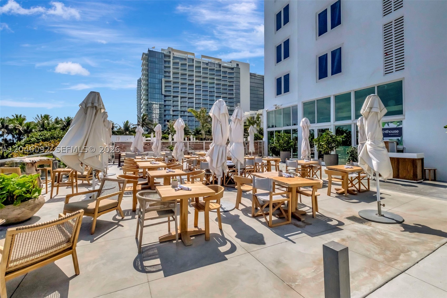 RONEY PALACE CONDO - Residential