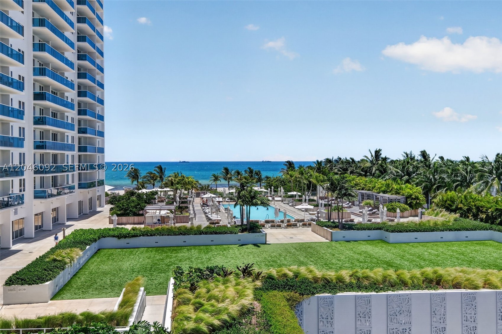 RONEY PALACE CONDO - Residential