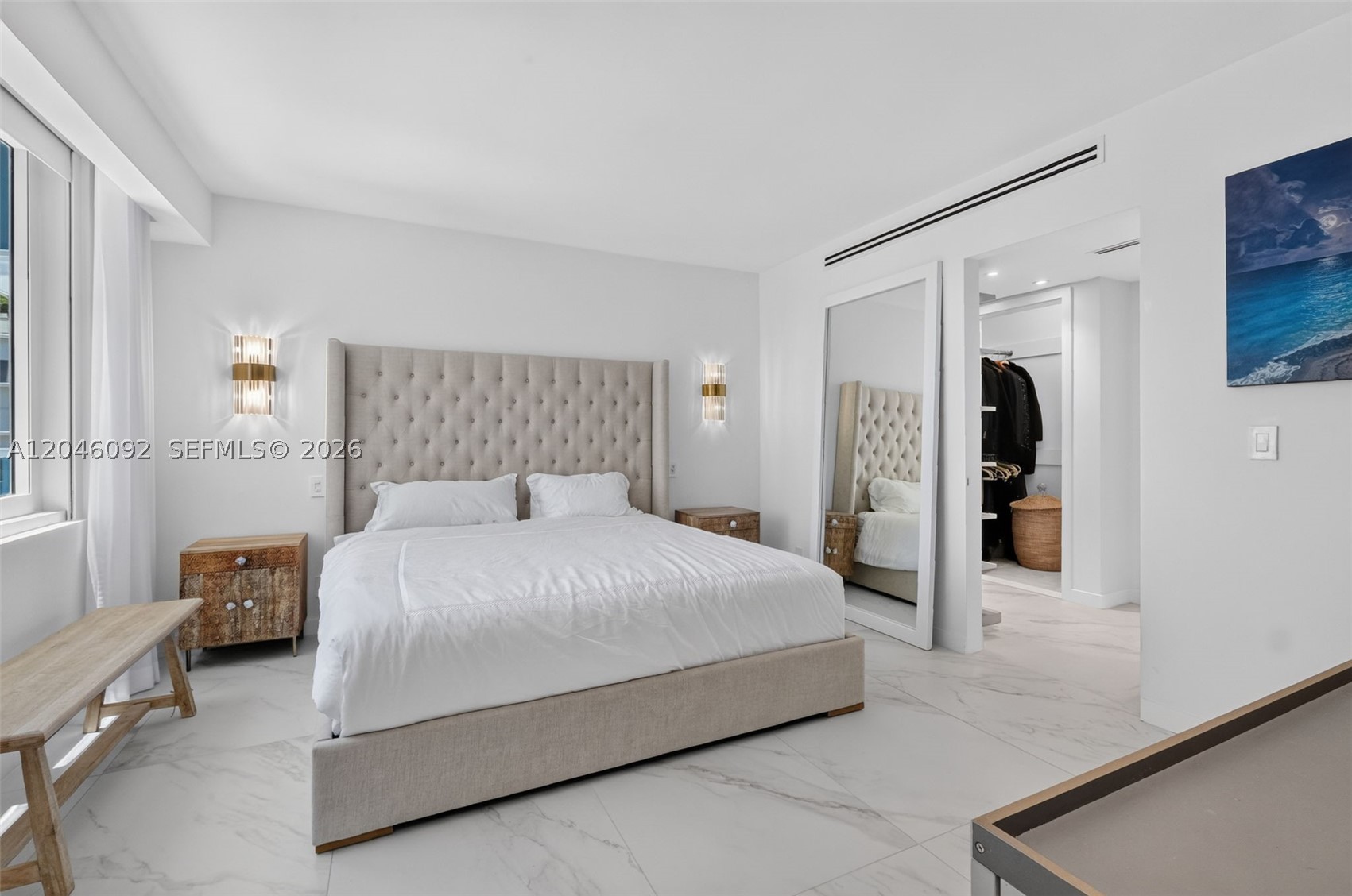 RONEY PALACE CONDO - Residential