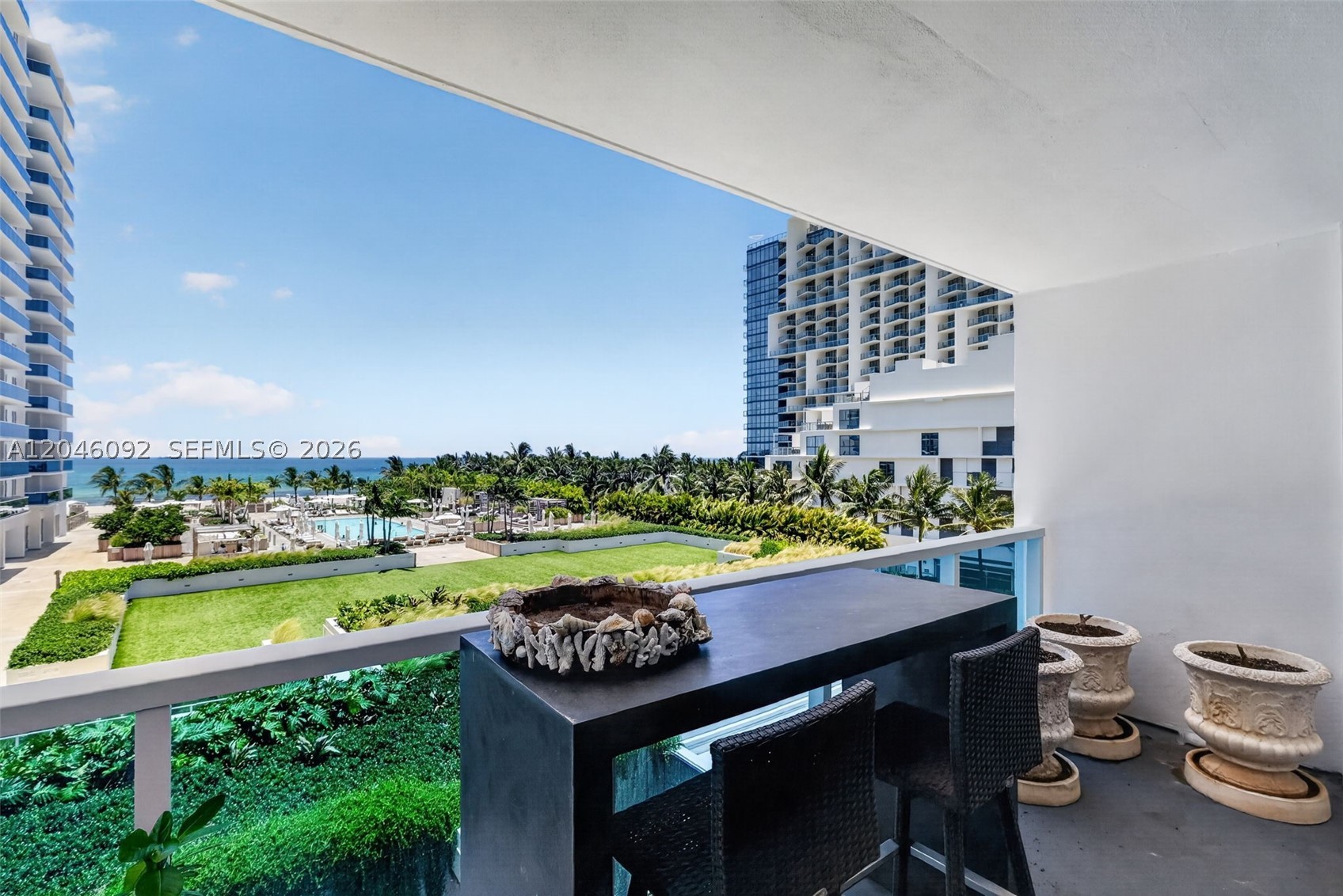 RONEY PALACE CONDO - Residential