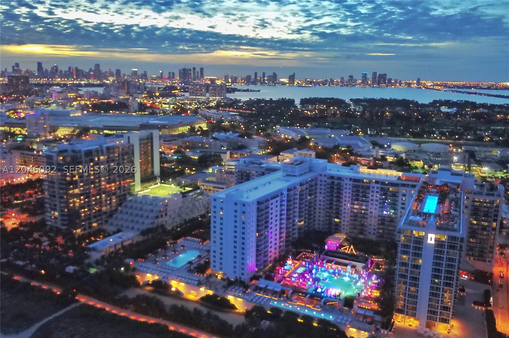 RONEY PALACE CONDO - Residential