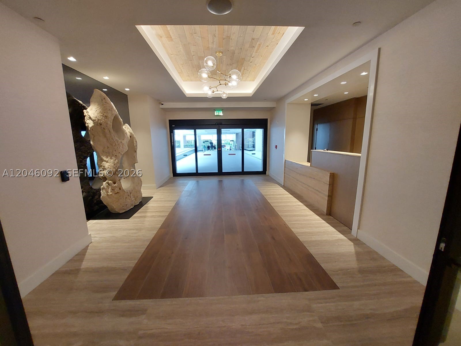 RONEY PALACE CONDO - Residential