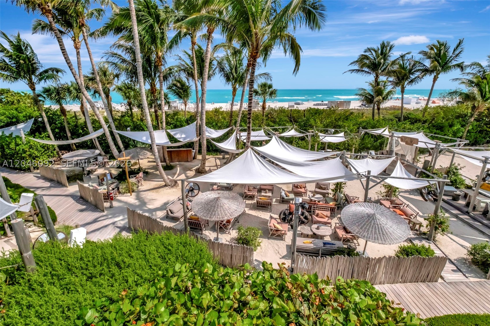 RONEY PALACE CONDO - Residential