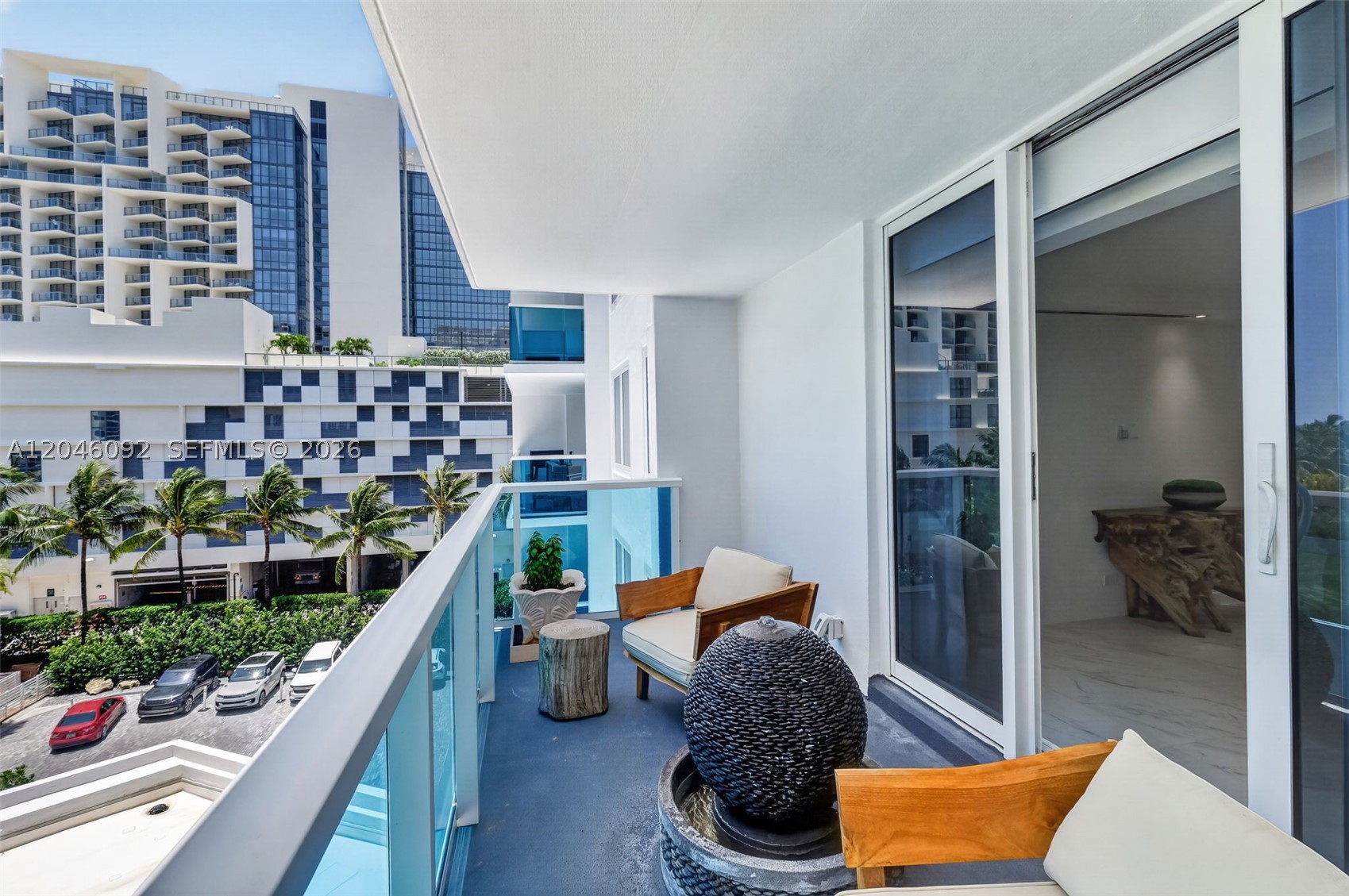 RONEY PALACE CONDO - Residential