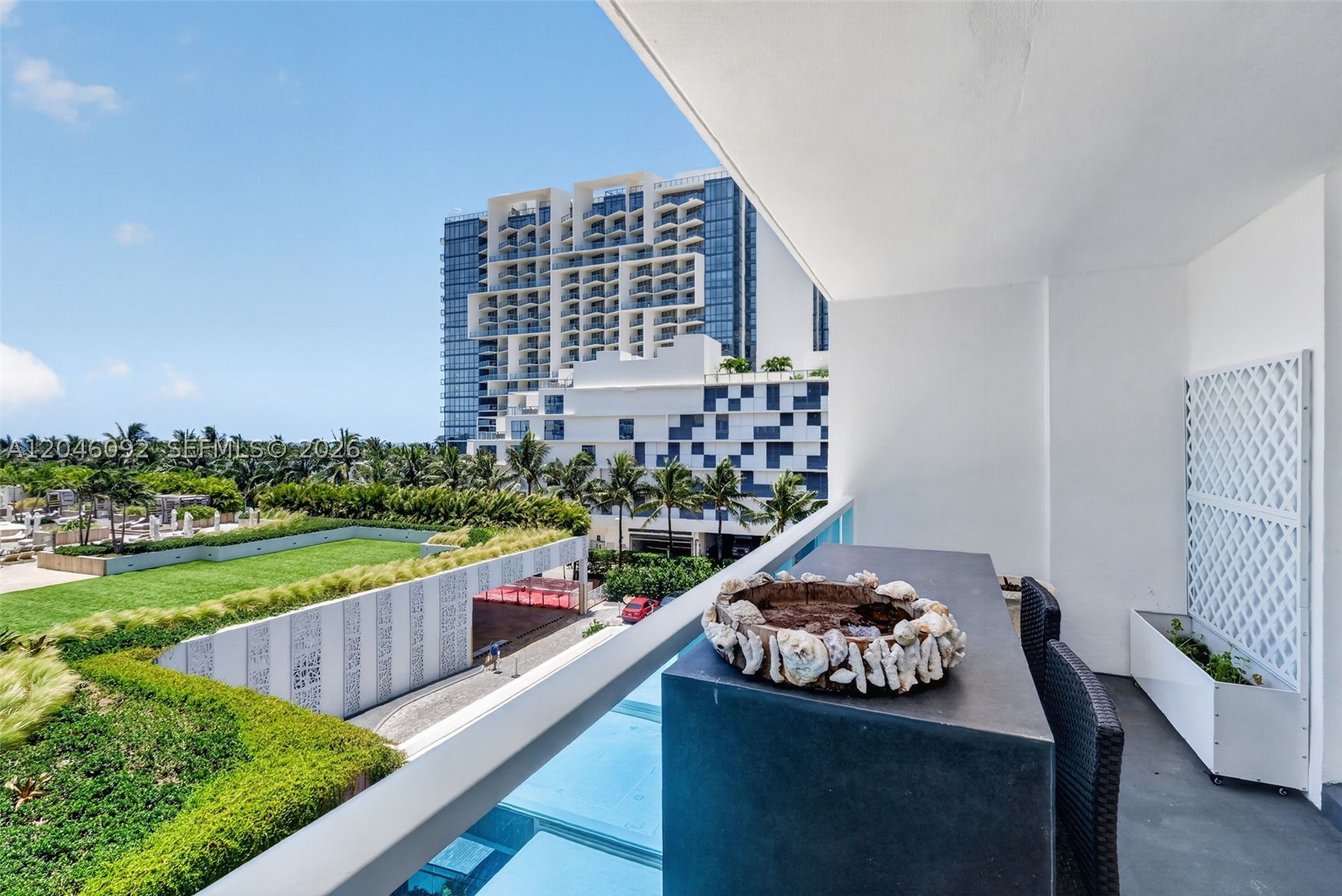 RONEY PALACE CONDO - Residential