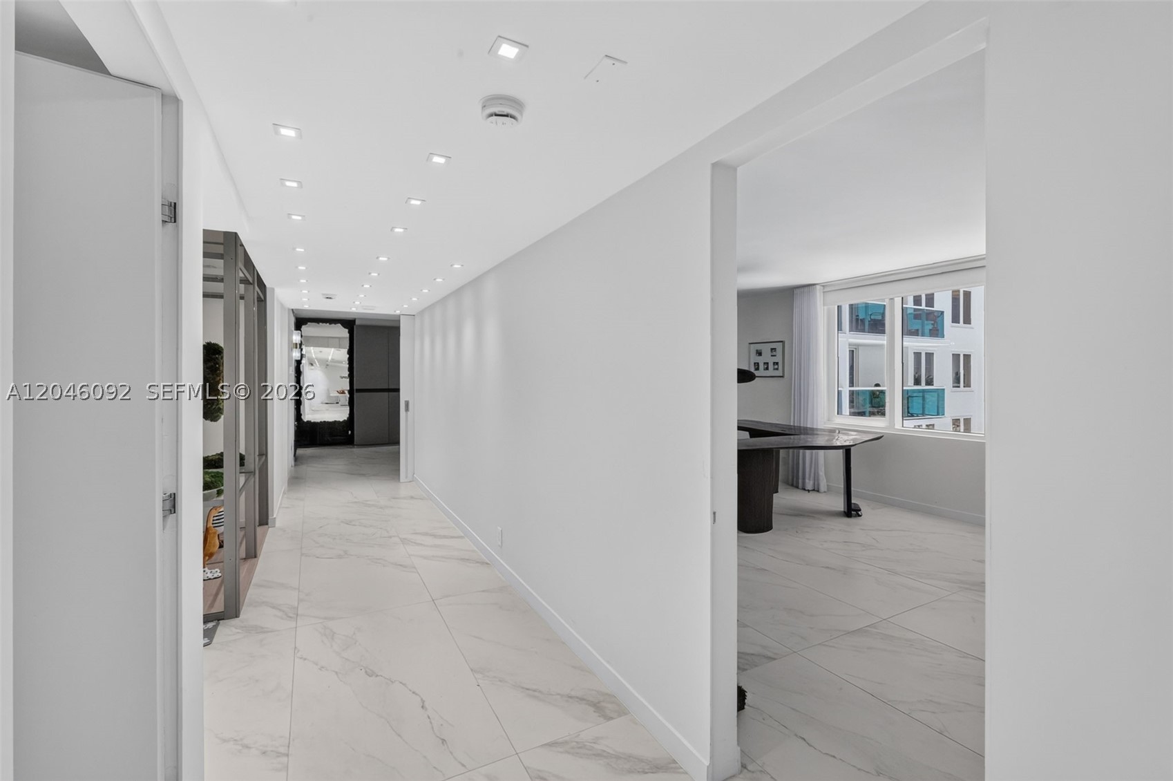 RONEY PALACE CONDO - Residential