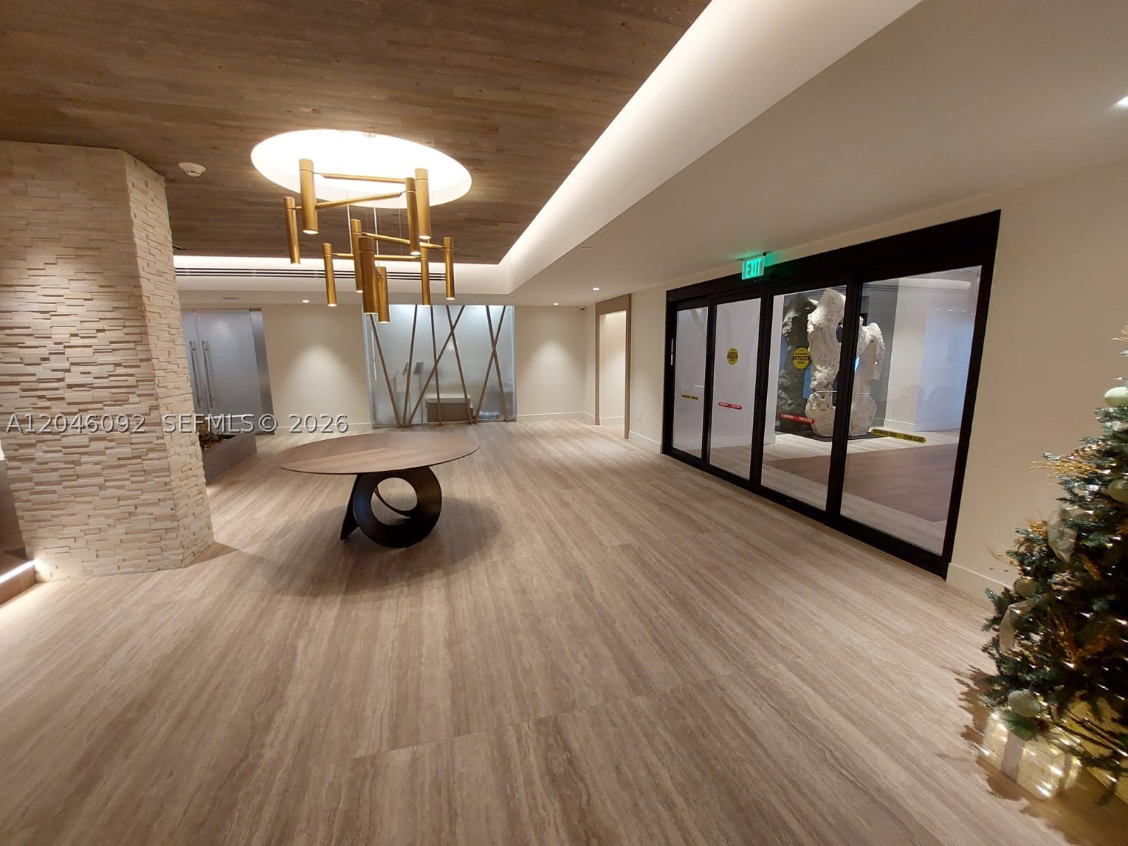 RONEY PALACE CONDO - Residential
